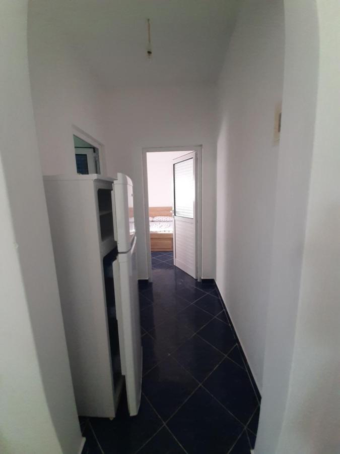 Hillside Apartments Borsh Luaran gambar
